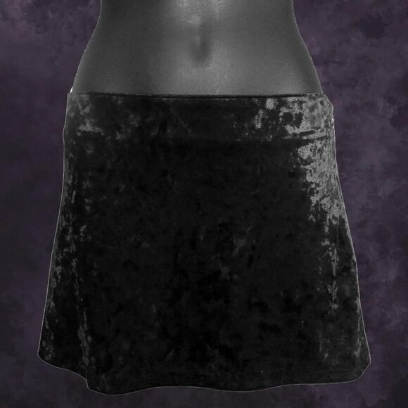 Widow Obscure Darkness Mini Skirt - Picture 2 of 4